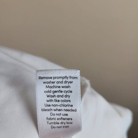 Athleta Size XXS Sunlover UPF Tulip Back Tee Stretch Shorts Sleeve White - Picture 11 of 12